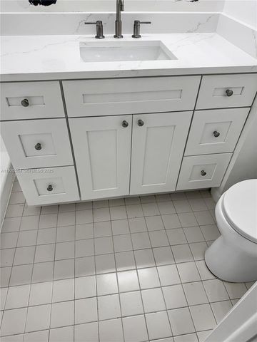 10313 NW 8th St 205, Pembroke Pines, FL 33026