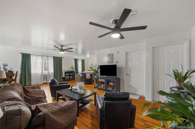 55 W 192nd Street, Bronx, NY 10468