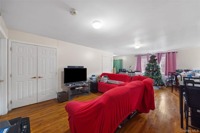 55 W 192nd Street, Bronx, NY 10468