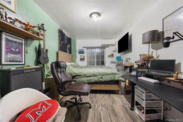 55 W 192nd Street, Bronx, NY 10468