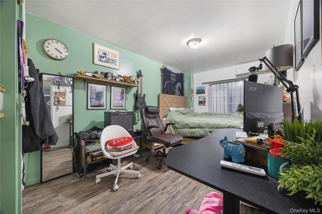 55 W 192nd Street, Bronx, NY 10468