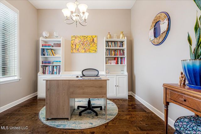 8783 Lezlarken Lane, Olive Branch, MS 38654