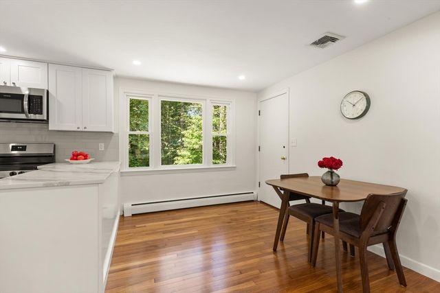35 Rustic Dr, Weymouth, MA 02190