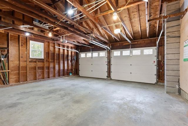 35 Rustic Dr, Weymouth, MA 02190