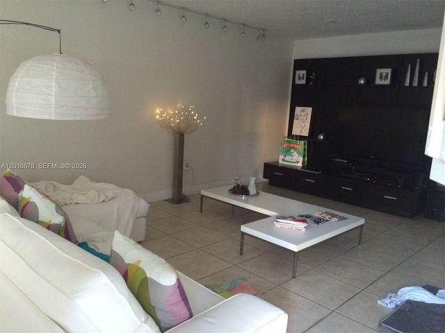 10026 SW 162nd Path, Miami, FL 33196