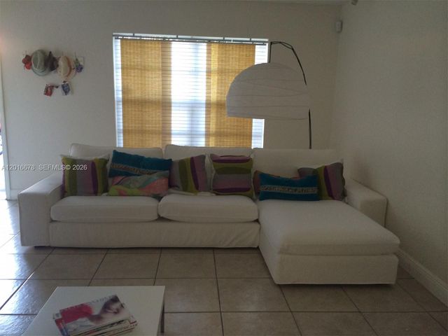 10026 SW 162nd Path, Miami, FL 33196