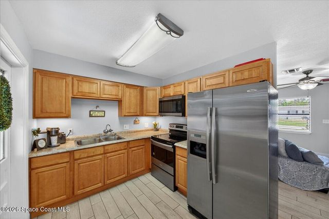 2139 Smathers Circle N, Melbourne, FL 32935