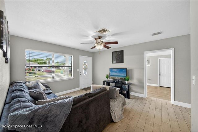 2139 Smathers Circle N, Melbourne, FL 32935
