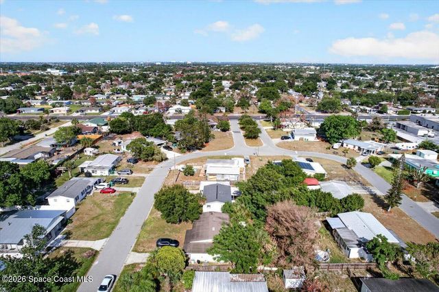 2139 Smathers Circle N, Melbourne, FL 32935