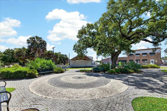 2139 Smathers Circle N, Melbourne, FL 32935