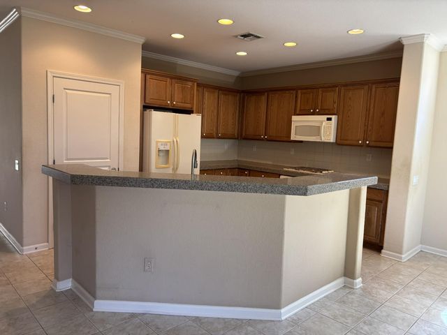 503 Violet Ln, Lincoln, CA 95648