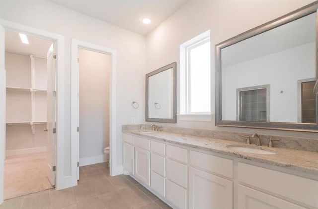 16 Clearview Terrace Place, Tomball, TX 77375