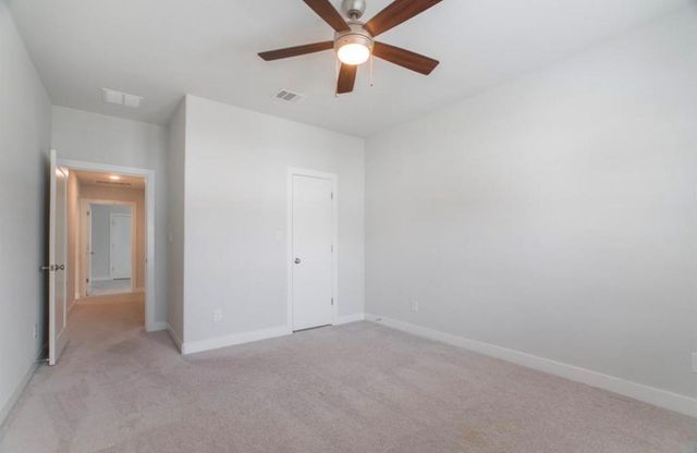 16 Clearview Terrace Place, Tomball, TX 77375