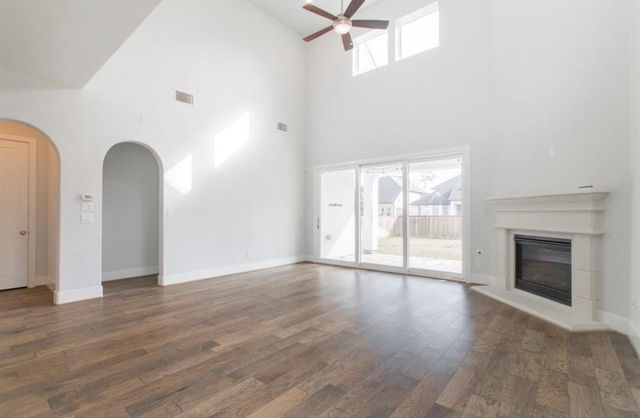 16 Clearview Terrace Place, Tomball, TX 77375