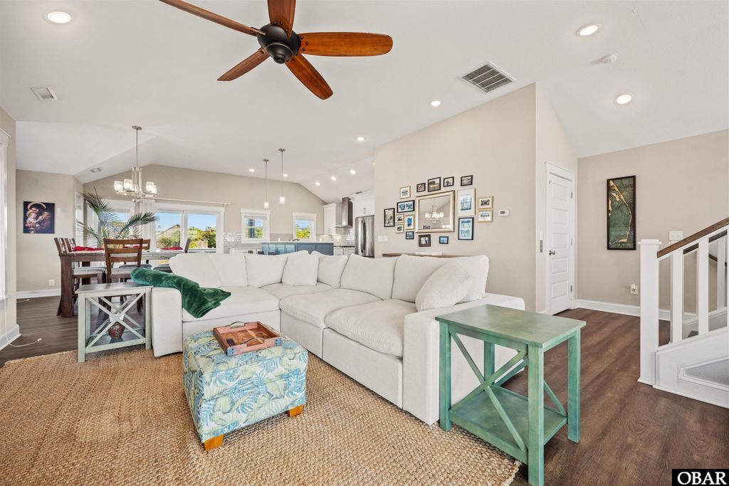 Image 11 of property listing at 3515 Bay Drive Lot 1, Kitty Hawk, NC 27949