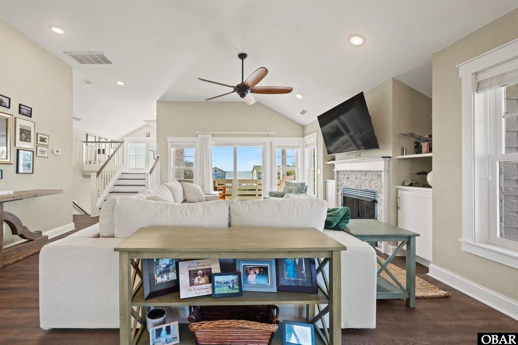 Image 13 of property listing at 3515 Bay Drive Lot 1, Kitty Hawk, NC 27949