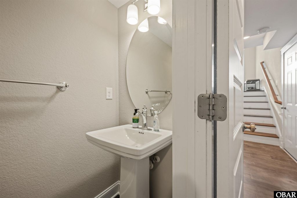 Image 19 of property listing at 3515 Bay Drive Lot 1, Kitty Hawk, NC 27949