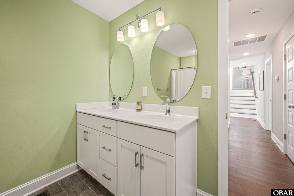 Image 29 of property listing at 3515 Bay Drive Lot 1, Kitty Hawk, NC 27949