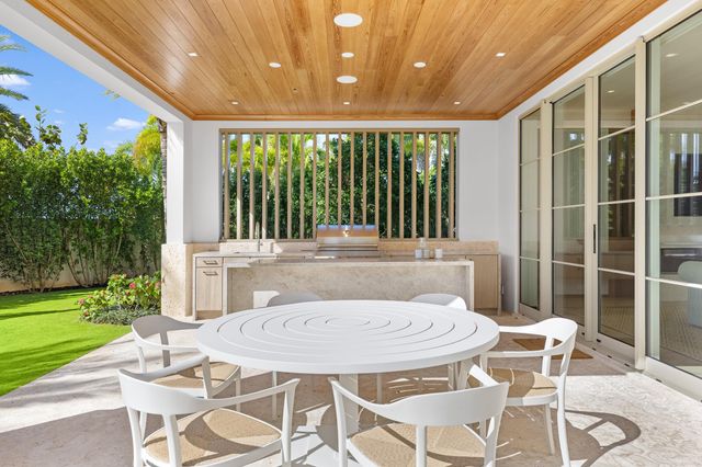 1265 N Lake Way, Palm Beach, FL 33480