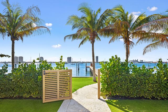 1265 N Lake Way, Palm Beach, FL 33480