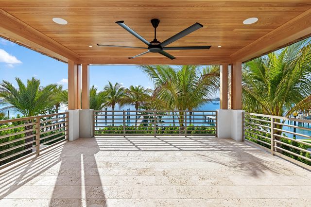 1265 N Lake Way, Palm Beach, FL 33480