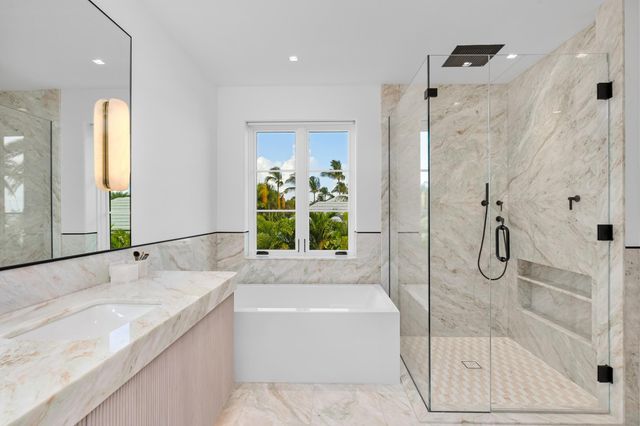 1265 N Lake Way, Palm Beach, FL 33480