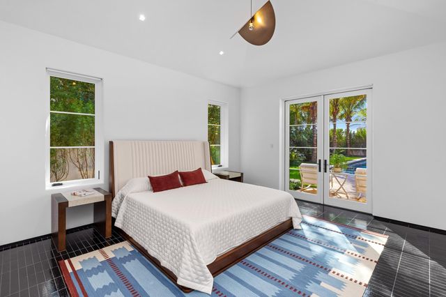 1265 N Lake Way, Palm Beach, FL 33480