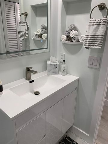 16051 SW Blatt Boulevard 412, Weston, FL 33326