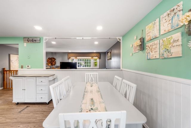 64 Brand Ave, Wilmington, MA 01887