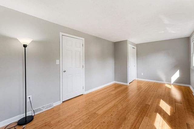 64 Brand Ave, Wilmington, MA 01887