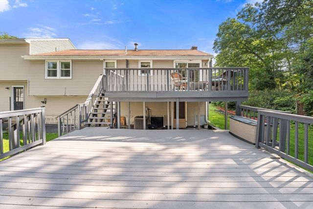 64 Brand Ave, Wilmington, MA 01887