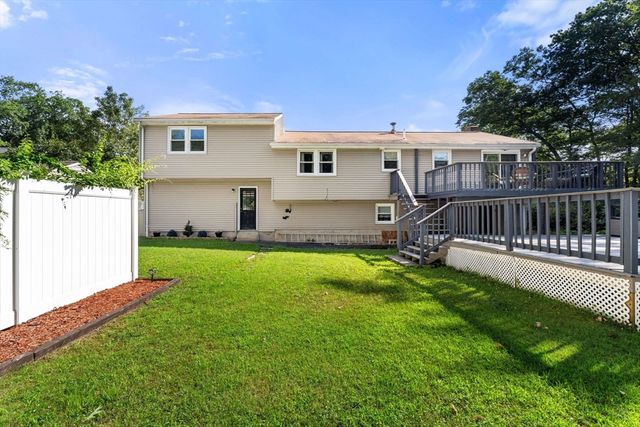64 Brand Ave, Wilmington, MA 01887