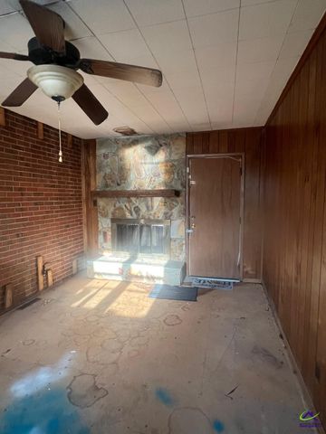 2418 Tredway Drive, Macon, GA 31211