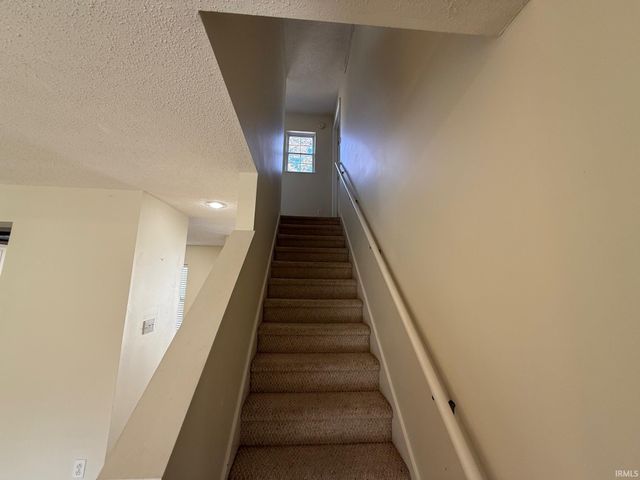 420 E Laurelwood Court, Bloomington, IN 47401