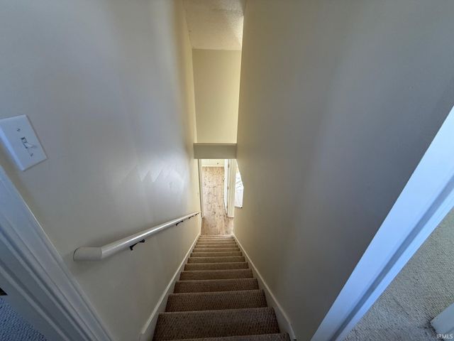 420 E Laurelwood Court, Bloomington, IN 47401