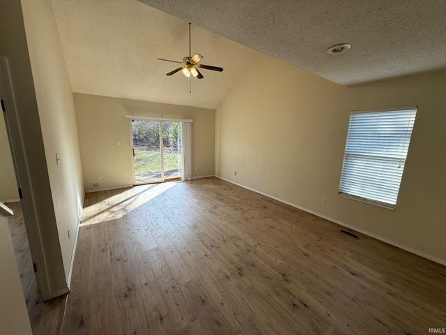 420 E Laurelwood Court, Bloomington, IN 47401