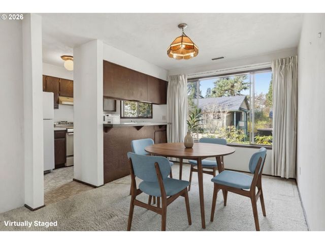 600 CHERRY Dr 3, Eugene, OR 97401