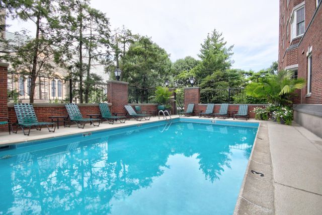 111 Woodland Avenue 211, Lexington, KY 40502