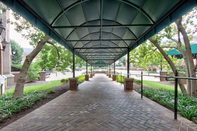 111 Woodland Avenue 211, Lexington, KY 40502