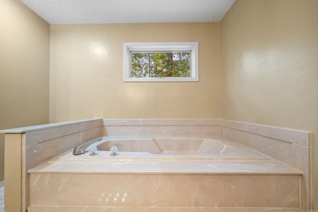 50 San Pablo Way, Hot Springs Village, AR 71909