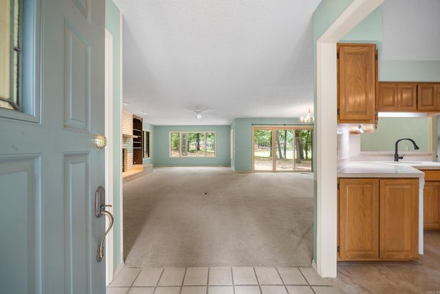 50 San Pablo Way, Hot Springs Village, AR 71909