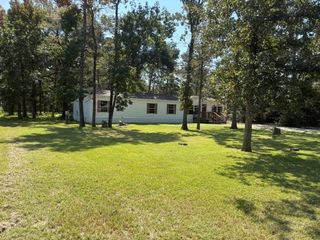9602 Creek Vista Lane, Willis, TX 77378