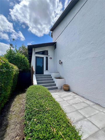3610 SW 113th Place, Miami, FL 33165