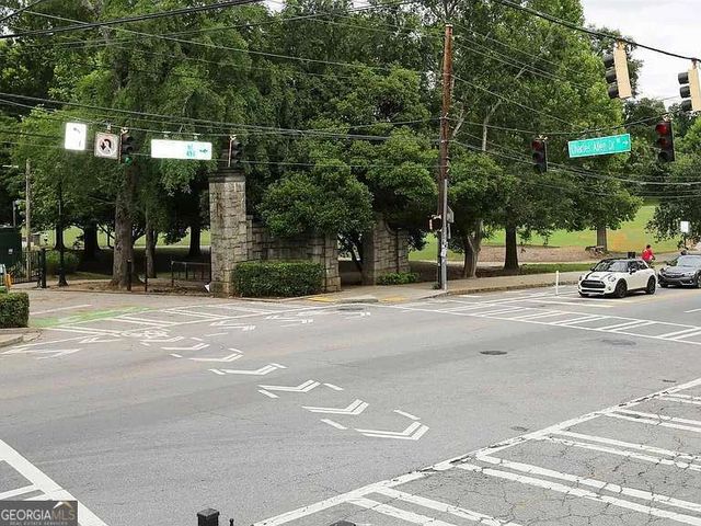 435 10th Street NE 18, Atlanta, GA 30309
