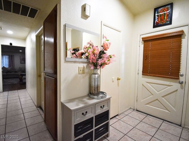 4311 Faberge Avenue, Las Vegas, NV 89115