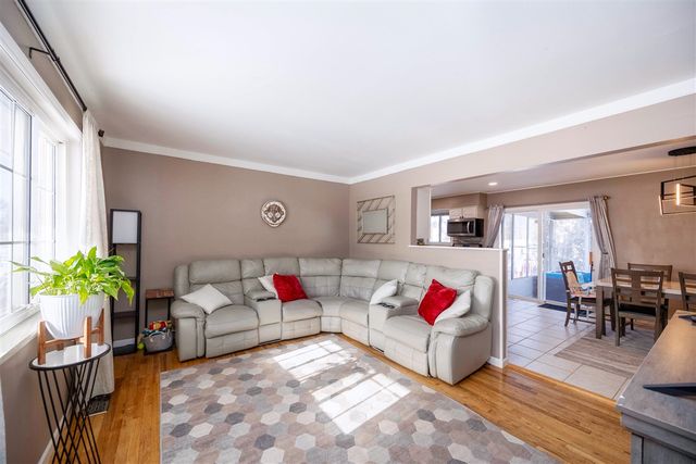 165 Harper Drive, Saline, MI 48176