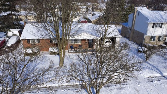 165 Harper Drive, Saline, MI 48176