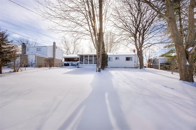 165 Harper Drive, Saline, MI 48176