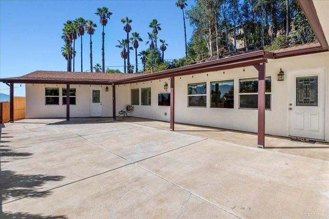 11694 Hi Ridge Road, Lakeside, CA 92040