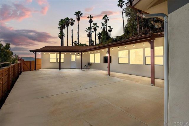 11694 Hi Ridge Road, Lakeside, CA 92040